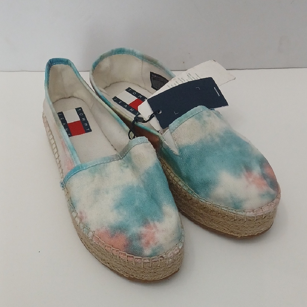 Tommy Hilfiger Women's Tie-Dye Espadrilles